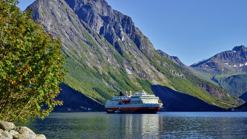 Hurtigruten